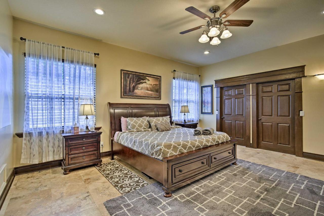 Tampa Oasis With Pool About 7 Mi To Busch Gardens! Villa Exterior photo