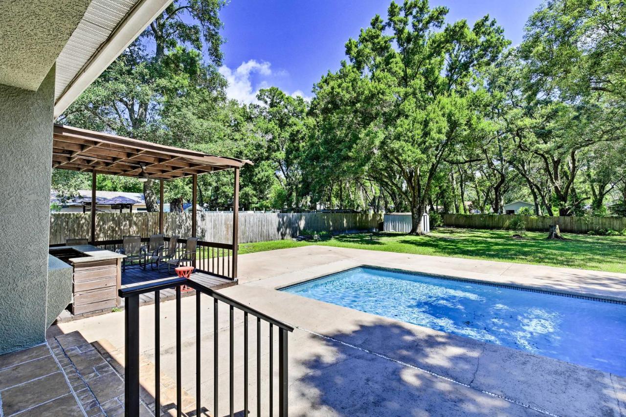 Tampa Oasis With Pool About 7 Mi To Busch Gardens! Villa Exterior photo