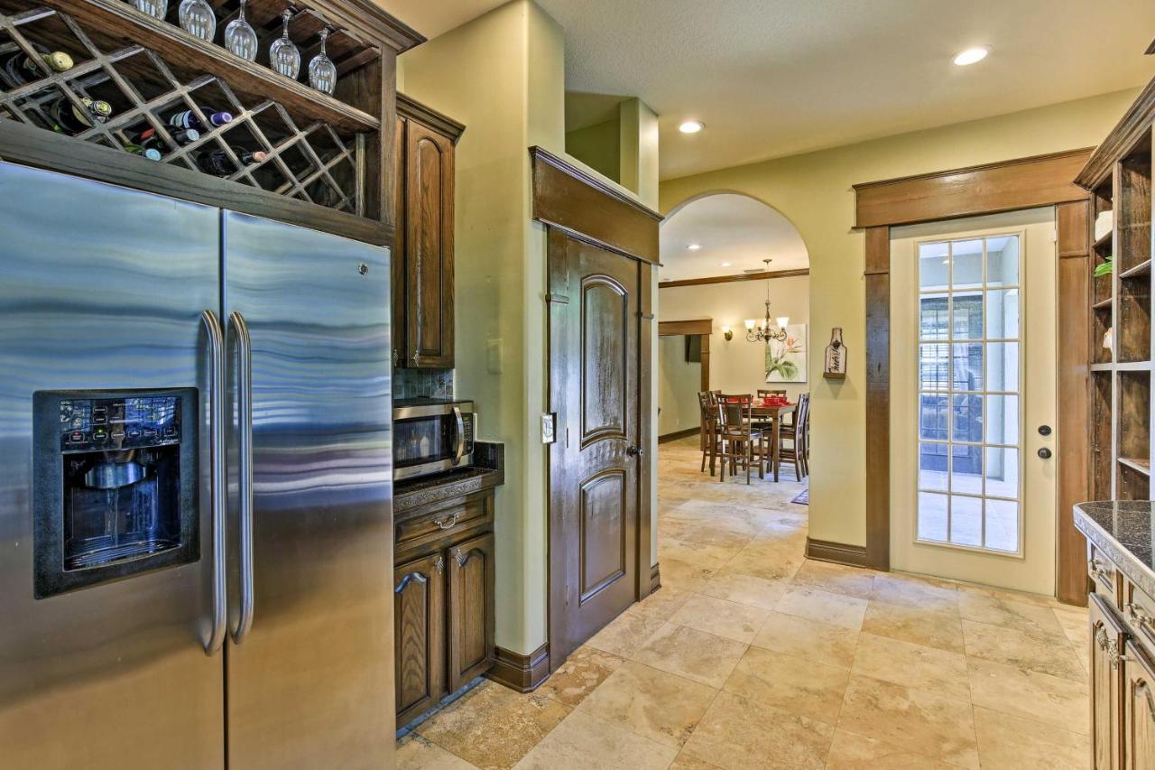 Tampa Oasis With Pool About 7 Mi To Busch Gardens! Villa Exterior photo