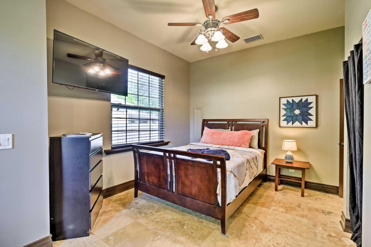 Tampa Oasis With Pool About 7 Mi To Busch Gardens! Villa Exterior photo